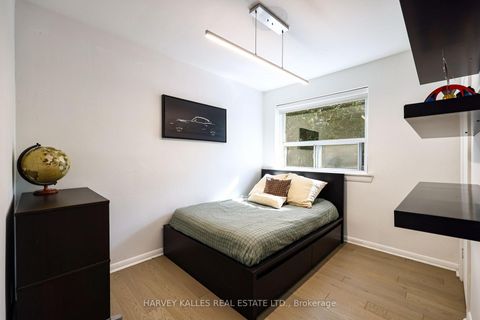 Photo 38 at 90 Berkinshaw Crescent, Don Mills, Toronto