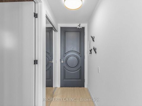 Photo 3 at 3509 - 88 Blue Jays Way, Waterfront Communities C1, Toronto