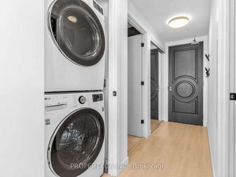 Photo 15 at 3509 - 88 Blue Jays Way, Waterfront Communities C1, Toronto