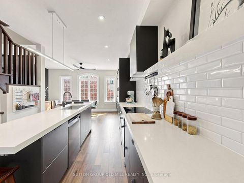 Photo 8 at 42 Bell Manor Drive, Queensway, Toronto