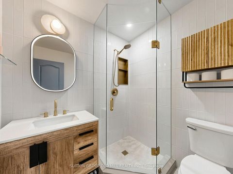 Photo 23 at 42 Bell Manor Drive, Queensway, Toronto