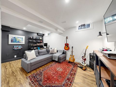 Photo 33 at 42 Bell Manor Drive, Queensway, Toronto