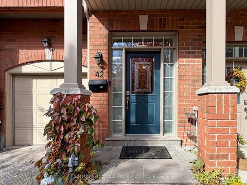 Photo 39 at 42 Bell Manor Drive, Queensway, Toronto
