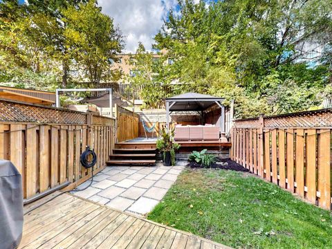 Photo 42 at 42 Bell Manor Drive, Queensway, Toronto