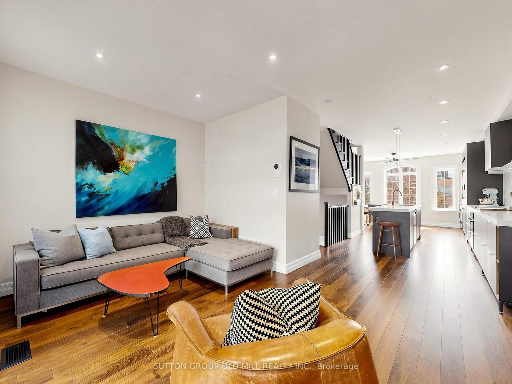 42 Bell Manor Drive, Queensway, Toronto 