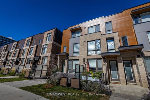 Photo 1 at 122 Green Gardens Boulevard, Lawrence, Toronto