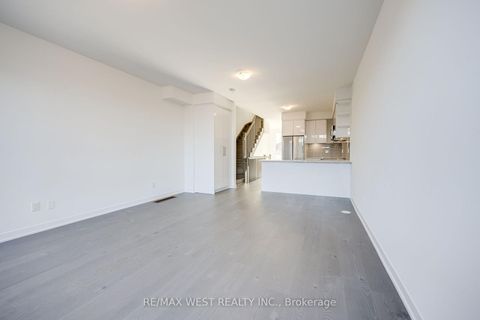 Photo 11 at 122 Green Gardens Boulevard, Lawrence, Toronto