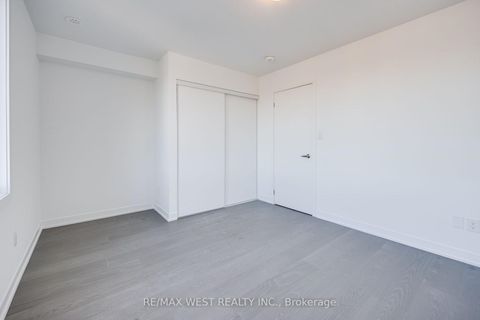 Photo 19 at 122 Green Gardens Boulevard, Lawrence, Toronto