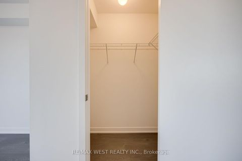 Photo 24 at 122 Green Gardens Boulevard, Lawrence, Toronto