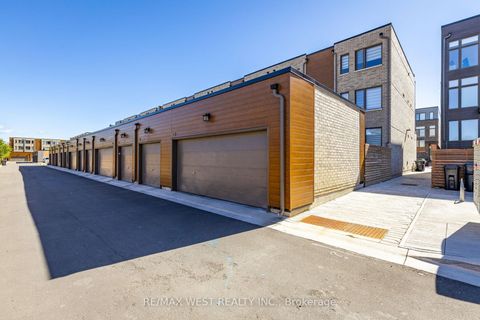 Photo 31 at 122 Green Gardens Boulevard, Lawrence, Toronto