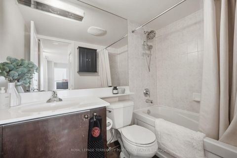 Photo 21 at 1807 - 18 Yonge Street, Waterfront Communities C1, Toronto