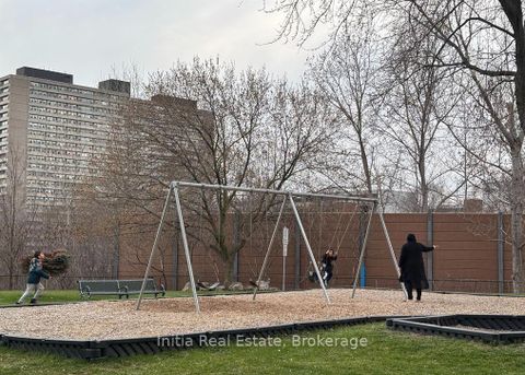 Photo 8 at 1508 - 15 Vicora Linkway Way, Flemingdon Park, Toronto