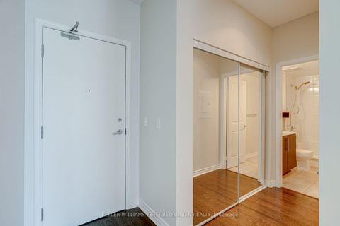 Photo 2 at 1518 - 2885 Bayview Avenue, Bayview Village, Toronto