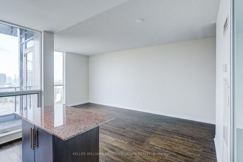 Photo 10 at 1518 - 2885 Bayview Avenue, Bayview Village, Toronto