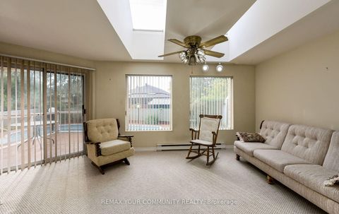 Photo 14 at 4 Hughes Place, Maryvale, Toronto