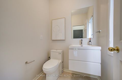 Photo 3 at 126 Hartney Drive, Rural Richmond Hill, Richmond Hill