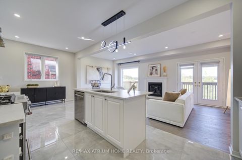 Photo 9 at 126 Hartney Drive, Rural Richmond Hill, Richmond Hill