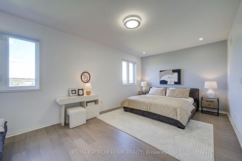 Photo 17 at 126 Hartney Drive, Rural Richmond Hill, Richmond Hill