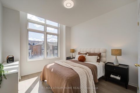 Photo 25 at 126 Hartney Drive, Rural Richmond Hill, Richmond Hill