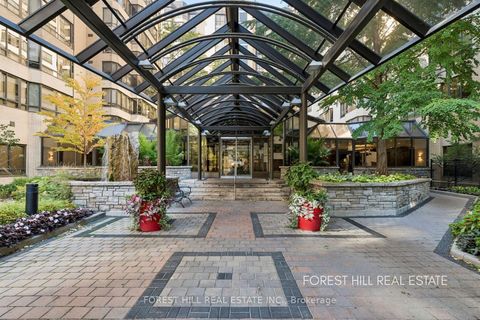 Photo 1 at 301B - 195 St. Patrick Street, Chinatown, Toronto