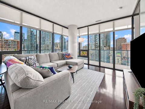 Photo 17 at 1405 - 33 CHARLES Street, Yonge Corridor, Toronto