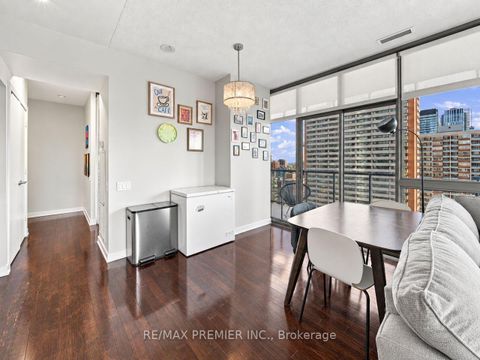 Photo 20 at 1405 - 33 CHARLES Street, Yonge Corridor, Toronto