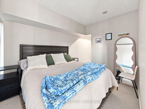 Photo 21 at 1405 - 33 CHARLES Street, Yonge Corridor, Toronto