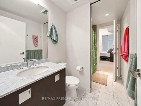 Photo 24 at 1405 - 33 CHARLES Street, Yonge Corridor, Toronto
