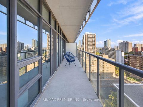 Photo 29 at 1405 - 33 CHARLES Street, Yonge Corridor, Toronto