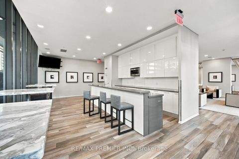 Photo 37 at 1405 - 33 CHARLES Street, Yonge Corridor, Toronto