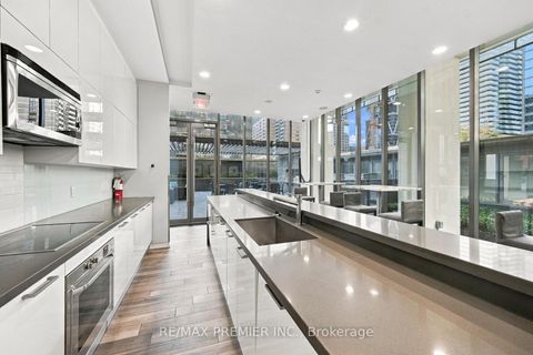 Photo 38 at 1405 - 33 CHARLES Street, Yonge Corridor, Toronto