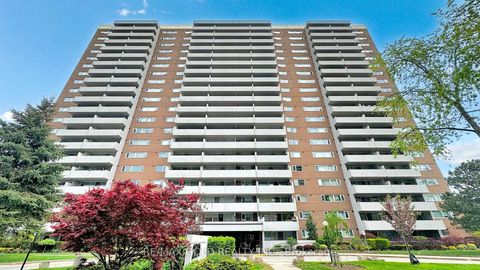 Photo 3 at 1504 - 270 Scarlett Road, Smythe, Toronto