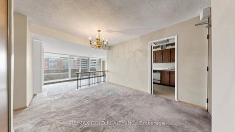 Photo 9 at 1504 - 270 Scarlett Road, Smythe, Toronto