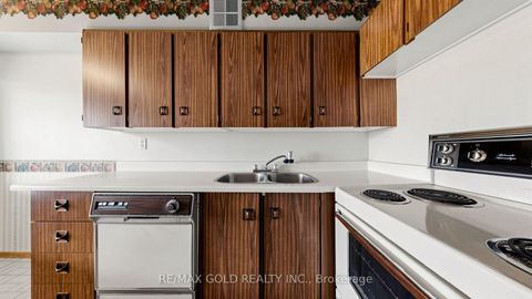 Photo 21 at 1504 - 270 Scarlett Road, Smythe, Toronto