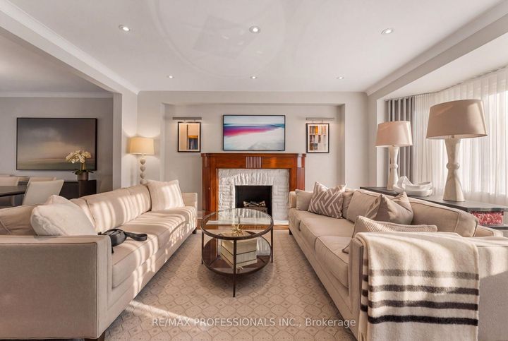 Photo 7 at 84 Humbervale Boulevard, Queensway, Toronto