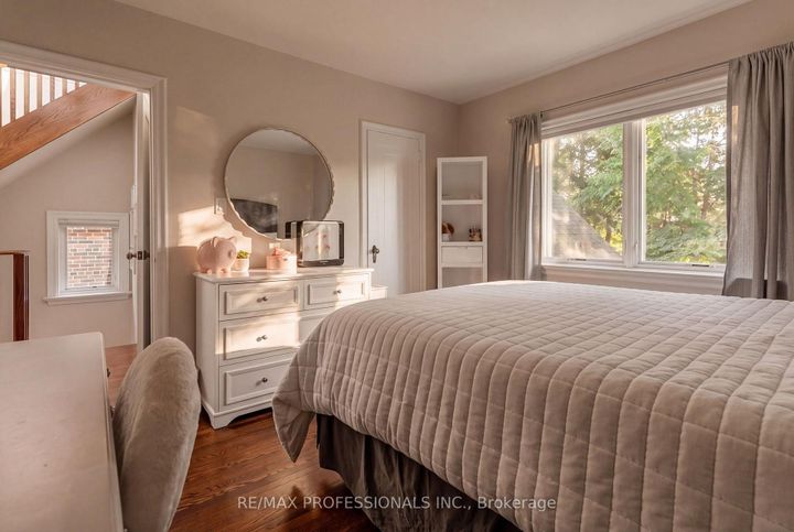 Photo 25 at 84 Humbervale Boulevard, Queensway, Toronto