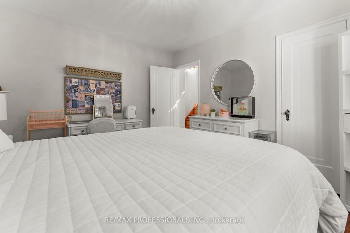 Photo 26 at 84 Humbervale Boulevard, Queensway, Toronto