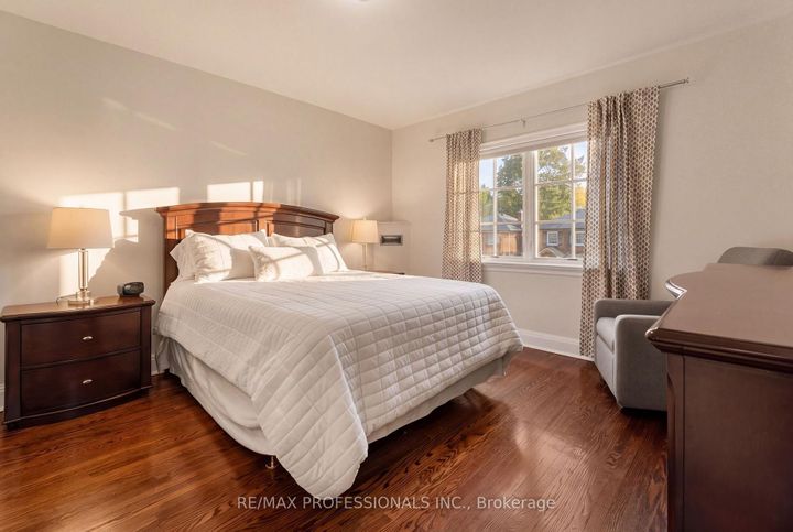 Photo 27 at 84 Humbervale Boulevard, Queensway, Toronto