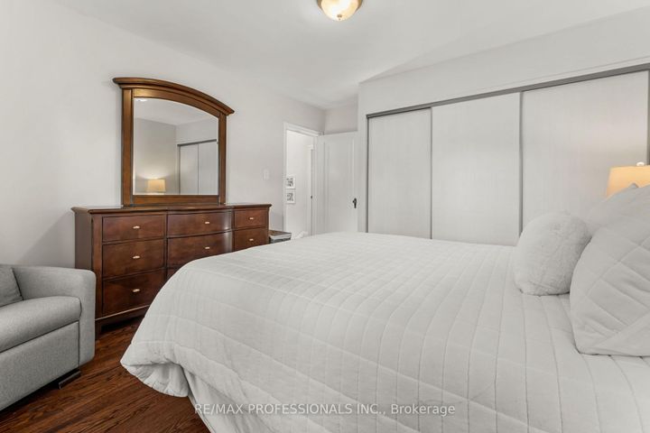Photo 28 at 84 Humbervale Boulevard, Queensway, Toronto