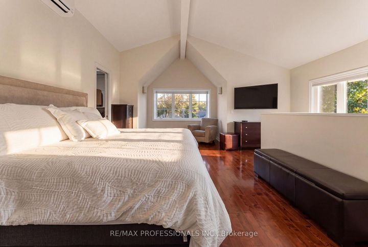 Photo 31 at 84 Humbervale Boulevard, Queensway, Toronto
