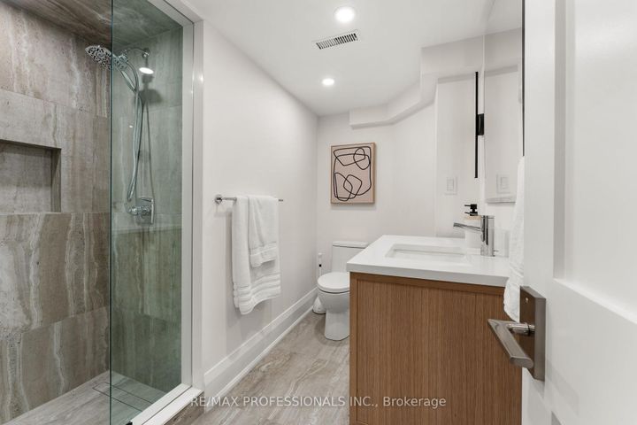 Photo 37 at 84 Humbervale Boulevard, Queensway, Toronto