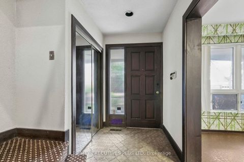 Photo 2 at 12 Mandel Crescent, Steeles, Toronto