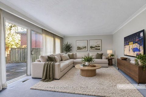 Photo 11 at 12 Mandel Crescent, Steeles, Toronto