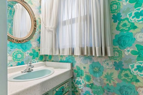 Photo 16 at 12 Mandel Crescent, Steeles, Toronto
