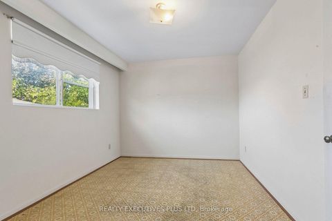 Photo 23 at 12 Mandel Crescent, Steeles, Toronto