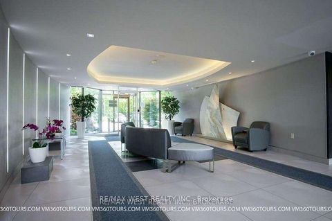 Photo 2 at NPH7 - 2261 Lake Shore Boulevard W, Mimico, Toronto