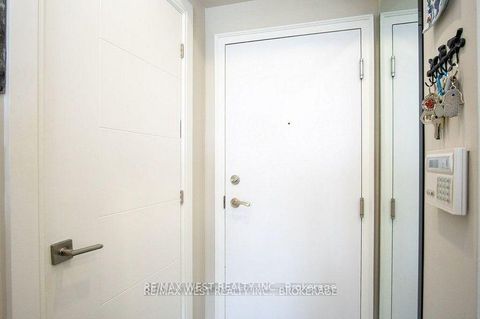 Photo 6 at NPH7 - 2261 Lake Shore Boulevard W, Mimico, Toronto