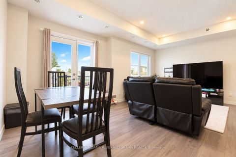 Photo 13 at 25 - 630 Rogers Road, Eglinton West, Toronto
