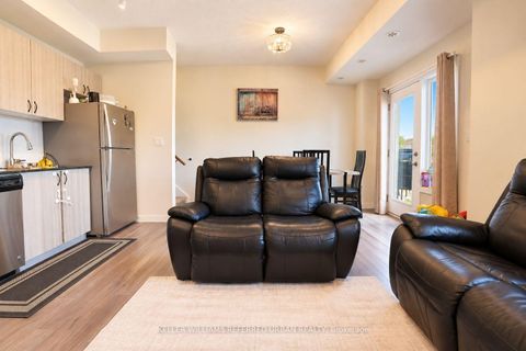 Photo 17 at 25 - 630 Rogers Road, Eglinton West, Toronto