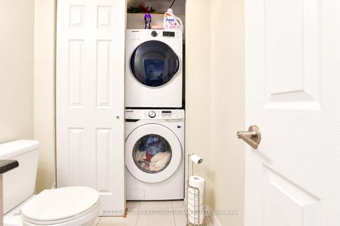 Photo 22 at 25 - 630 Rogers Road, Eglinton West, Toronto